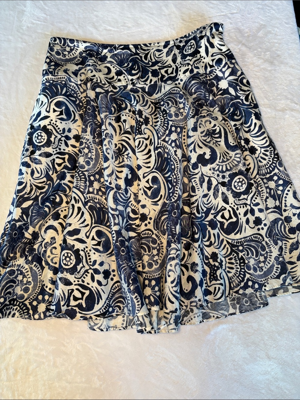 Lauren Ralph Lauren 100% Cotton Navy & Cream Beautiful Print Skirt Size 8